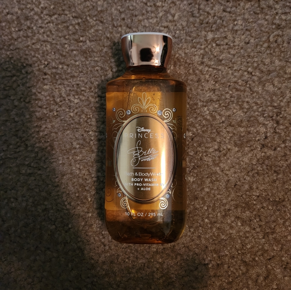 💫4 for $15💫 Bath & Body Works Belle Body Wash